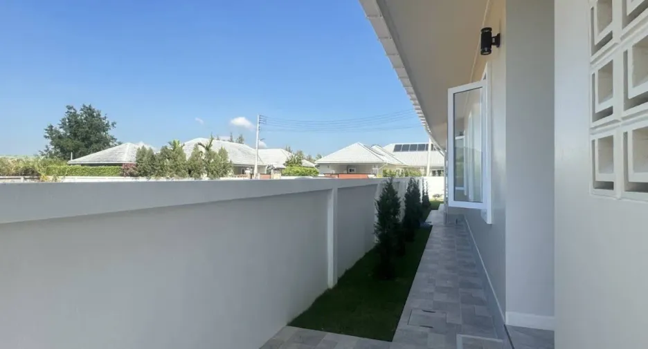 For rent 3 bedrooms villa in Hua Hin, Prachuap Khiri Khan