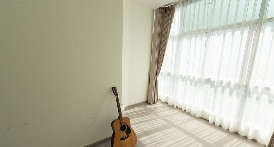 For sale 2 bedrooms condo in Bang Kapi, Bangkok