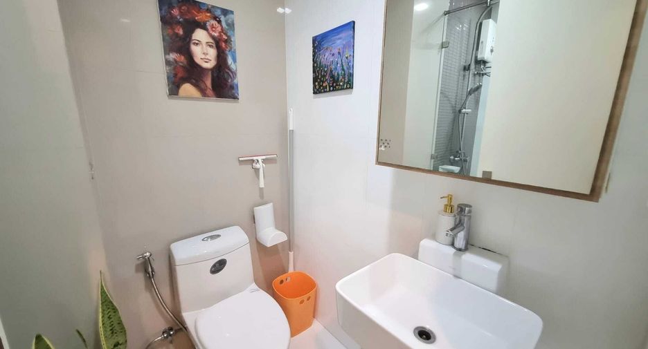 For rent 2 bedrooms condo in Khlong Toei, Bangkok