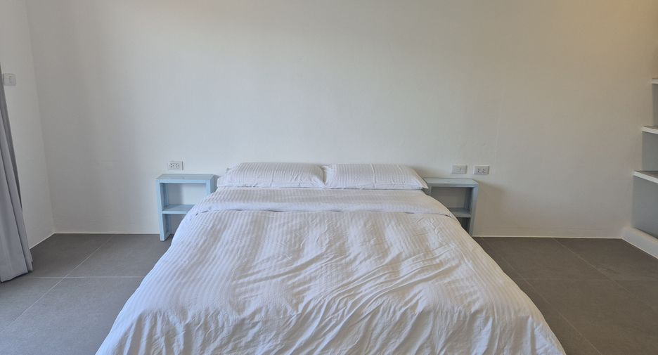 For rent studio condo in Huai Khwang, Bangkok