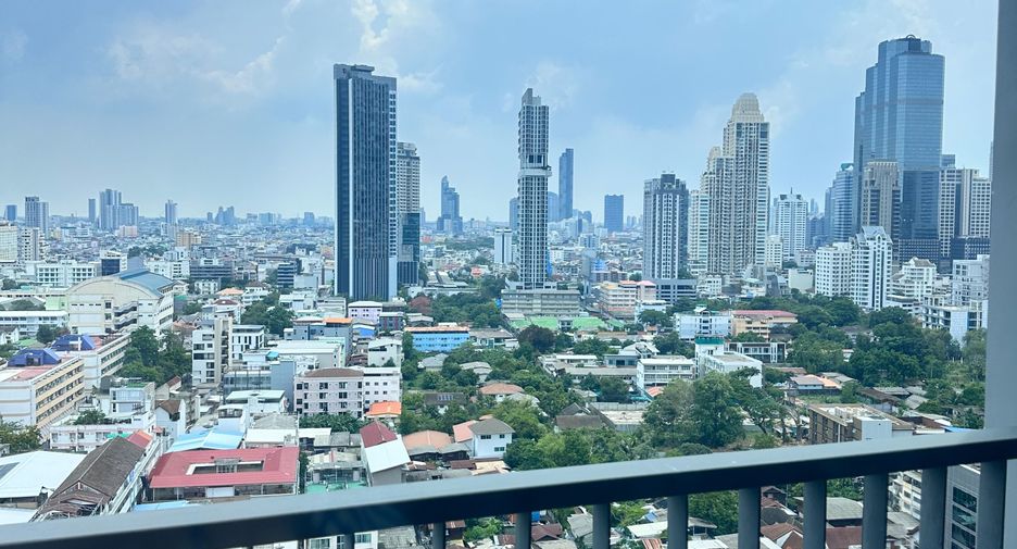 For rent 1 bed condo in Sathon, Bangkok