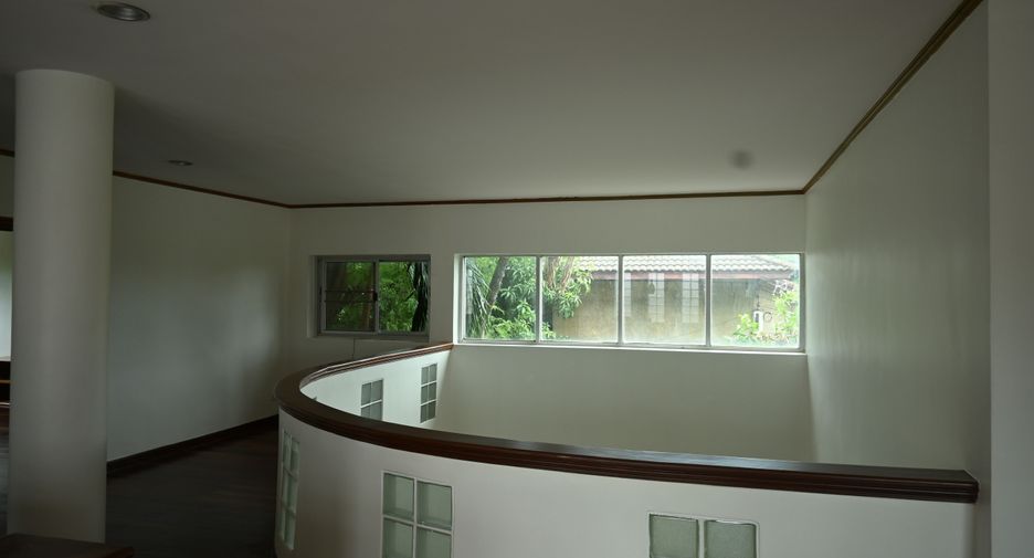 Haus zur Miete mit 4 Zimmer in Suan Luang, Bangkok