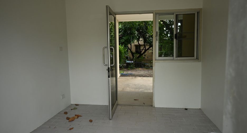 Haus zur Miete mit 4 Zimmer in Suan Luang, Bangkok