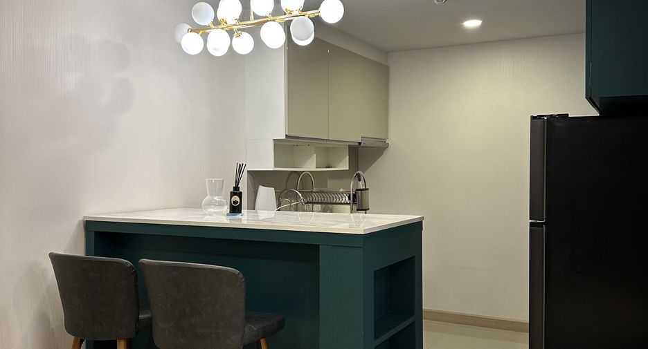 For sale and for rent 1 bed condo in Huai Khwang, Bangkok