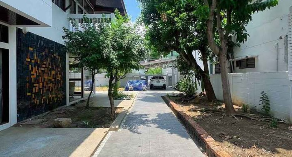 For rent 4 ベッドルーム house in Watthana, Bangkok