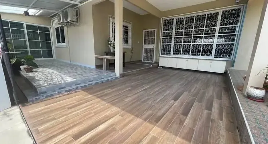 For rent 3 bedrooms house in East Pattaya, Pattaya
