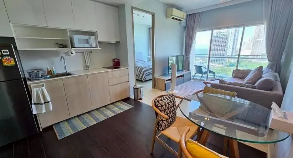 For sale 2 bedrooms condo in Jomtien, Pattaya