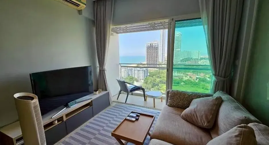 For sale 2 bedrooms condo in Jomtien, Pattaya