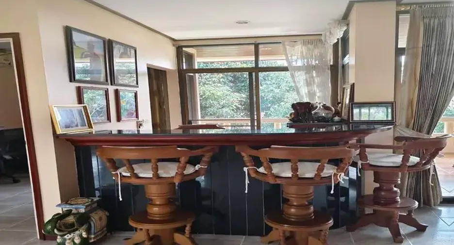 For sale 4 bedrooms house in Huay Yai, Pattaya