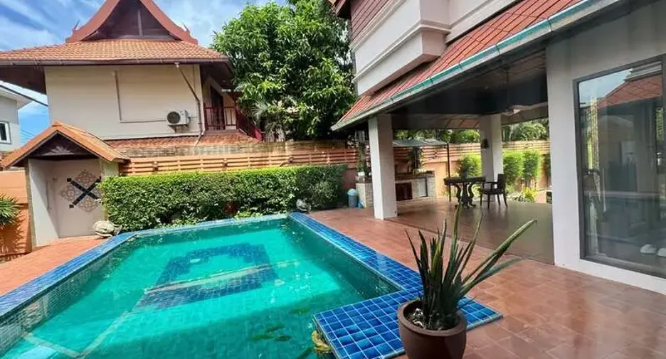 À vendre 3 chambres villa à Jomtien, Pattaya