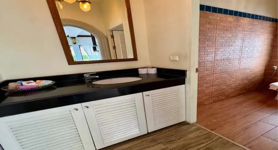 À vendre 3 chambres villa à Jomtien, Pattaya