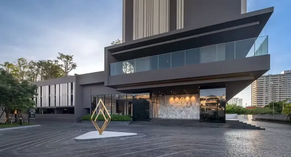 For sale 1 bed condo in Pratumnak, Pattaya