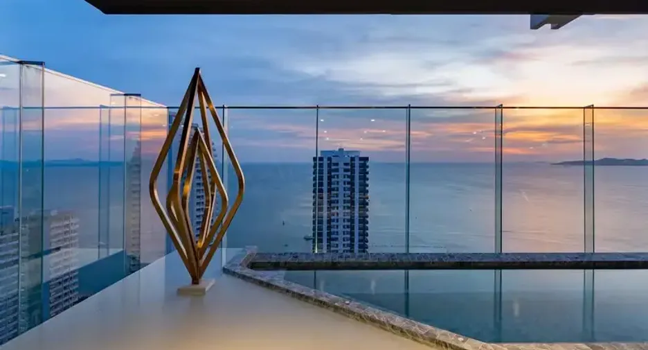 For sale 1 bed condo in Pratumnak, Pattaya