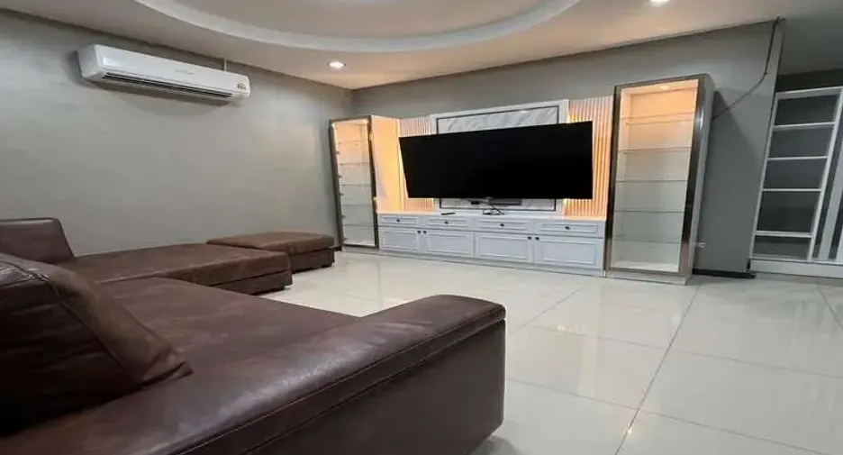 For sale 3 ベッドルーム house in East Pattaya, Pattaya
