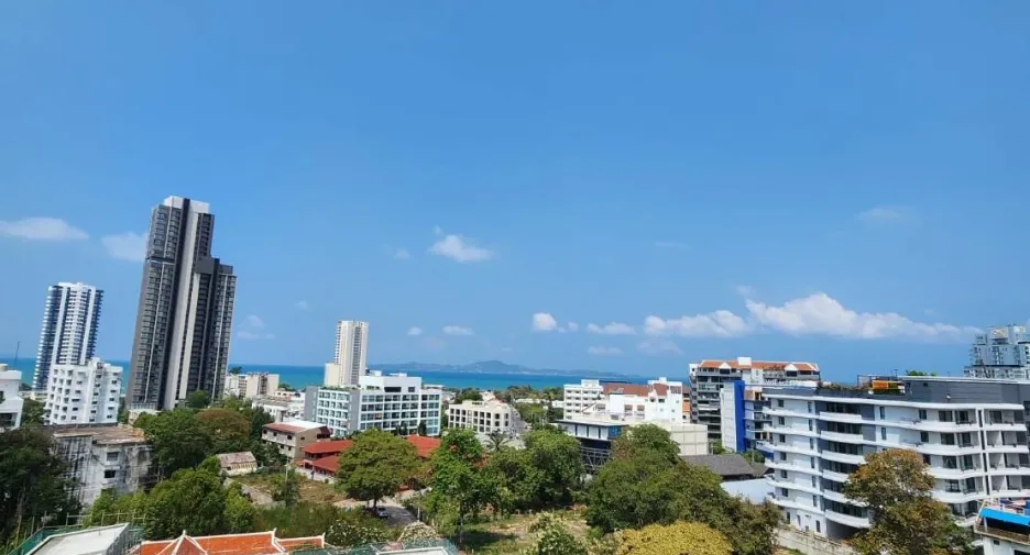 For sale studio condo in Pratumnak, Pattaya
