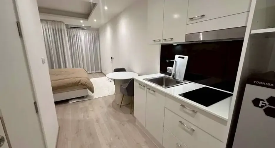 For sale studio condo in Pratumnak, Pattaya
