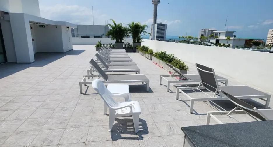For sale studio condo in Pratumnak, Pattaya