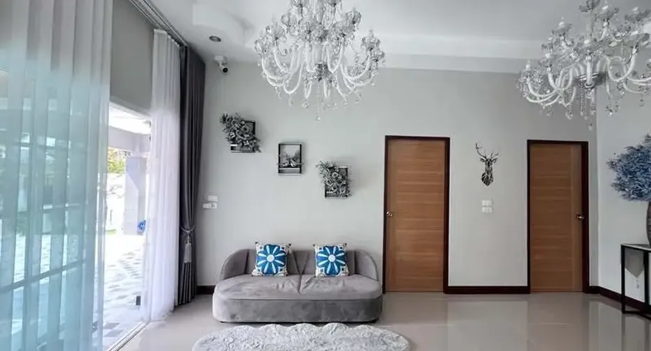 For sale 3 bedrooms house in East Pattaya, Pattaya
