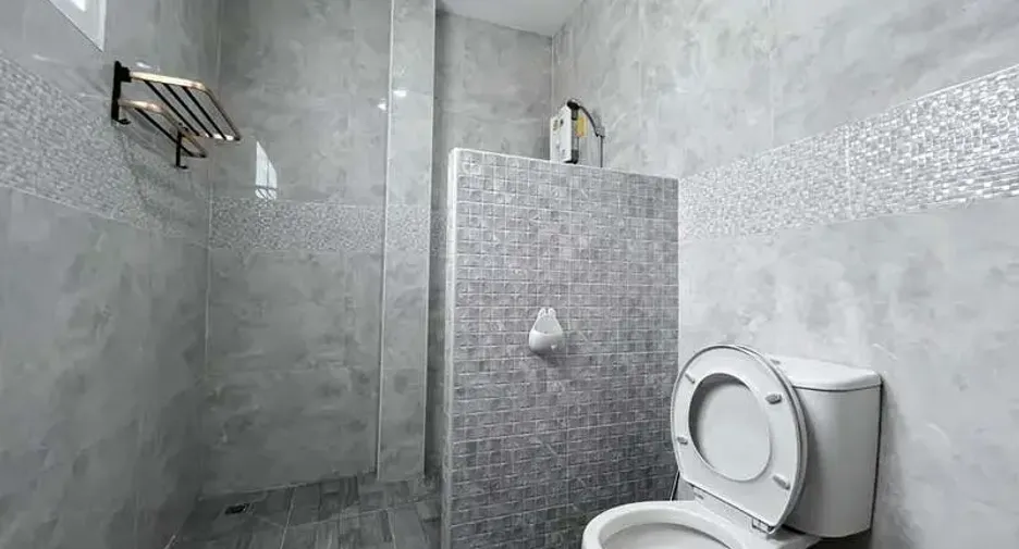 For sale 3 bedrooms house in East Pattaya, Pattaya