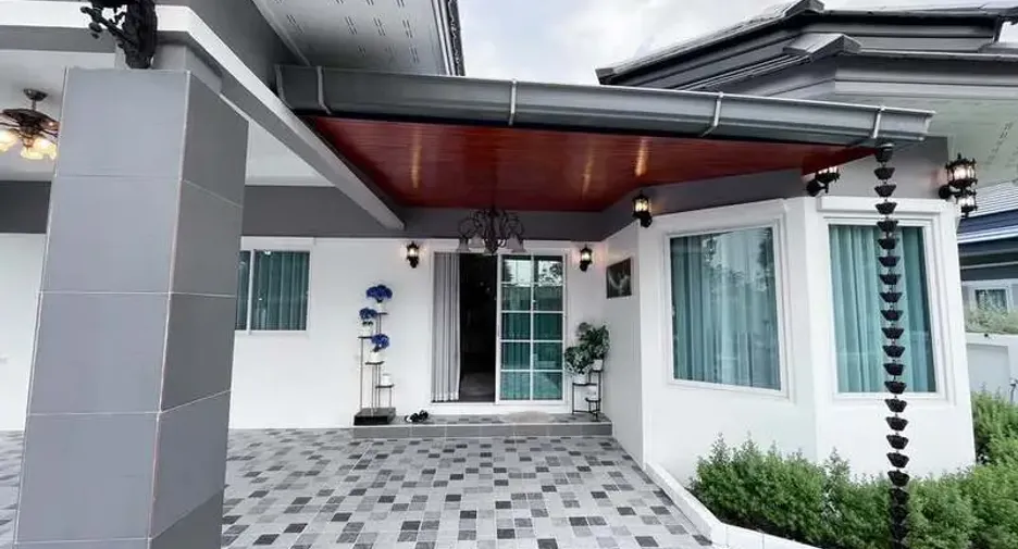 For sale 3 bedrooms house in East Pattaya, Pattaya