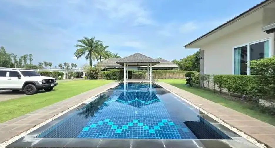 À vendre 3 chambres maison à Huay Yai, Pattaya