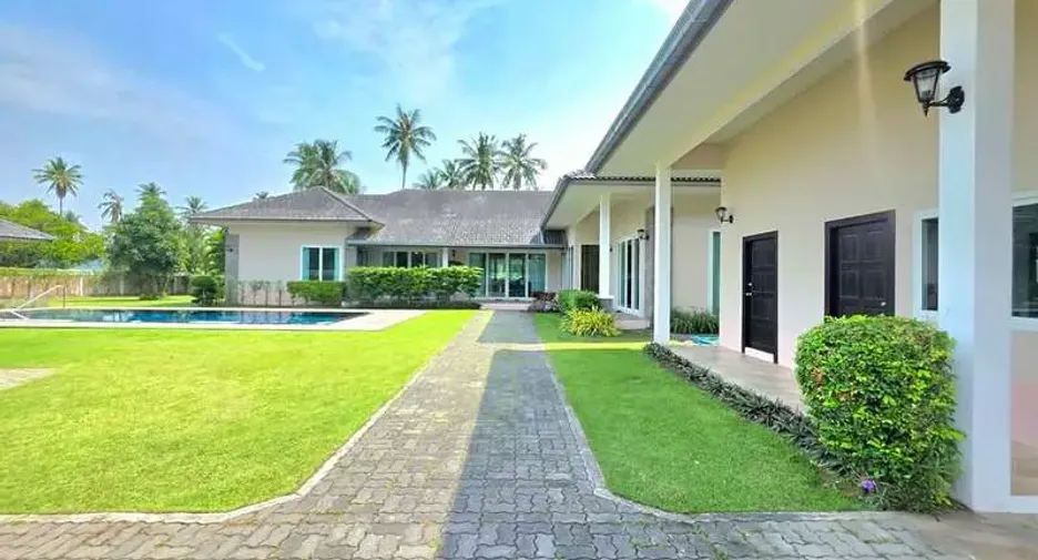 À vendre 3 chambres maison à Huay Yai, Pattaya