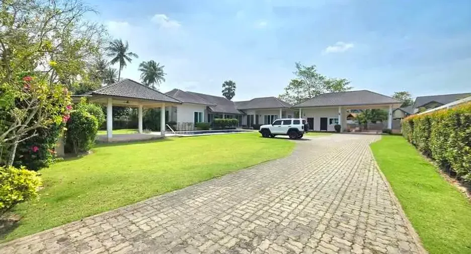 À vendre 3 chambres maison à Huay Yai, Pattaya