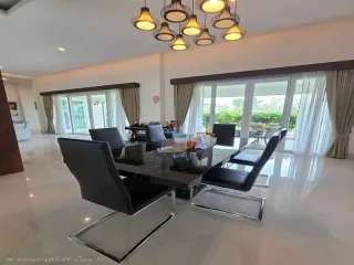 À vendre 3 chambres maison à Bang Lamung, Chonburi