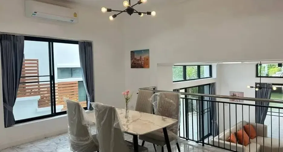 For sale 4 bedrooms villa in Sattahip, Chonburi