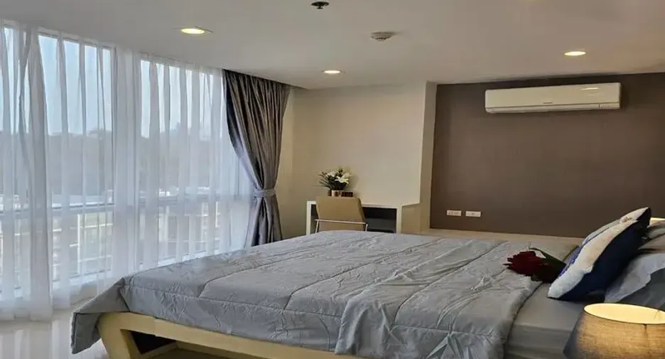 For sale 1 bed condo in Pratumnak, Pattaya