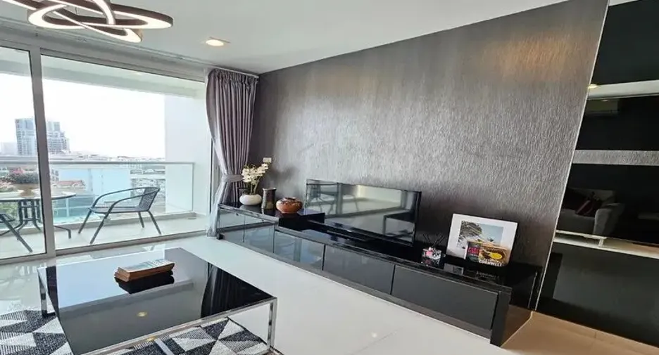 For sale 1 bed condo in Pratumnak, Pattaya