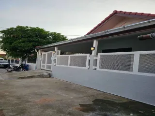 For sale 2 ベッドルーム villa in Bang Lamung, Chonburi