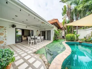For sale 4 bedrooms house in Bang Lamung, Chonburi