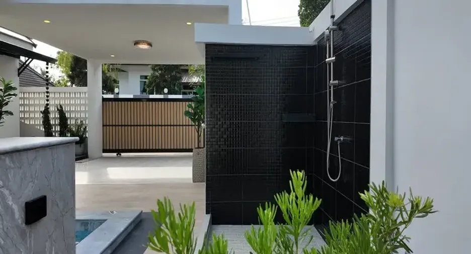 For sale 3 ベッドルーム villa in Huay Yai, Pattaya