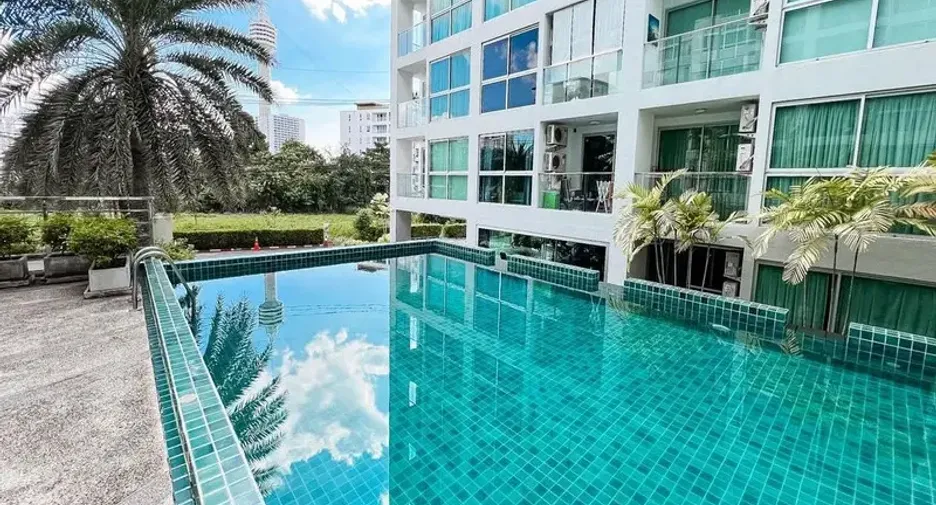 Condo en venta de 2 habitaciones en Jomtien, Pattaya