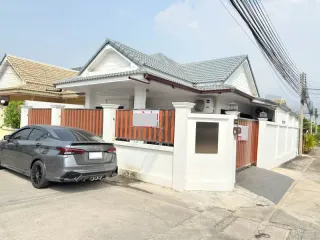 For sale 2 ベッドルーム villa in Bang Lamung, Chonburi