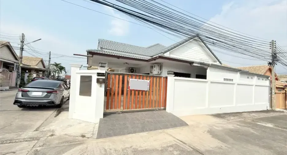 For sale 2 bedrooms villa in East Pattaya, Pattaya