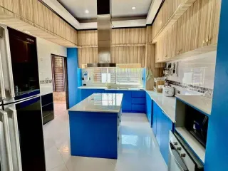 Продажа 4 спальни вилла в Банг Ламунг, Чонбури