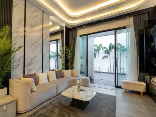 For sale 4 bedrooms villa in Bang Lamung, Chonburi