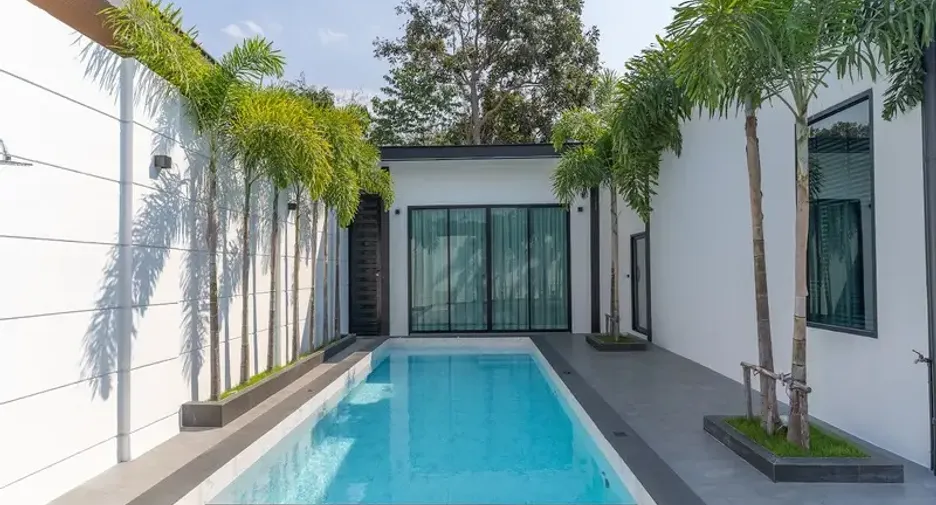 For sale 4 bedrooms villa in East Pattaya, Pattaya