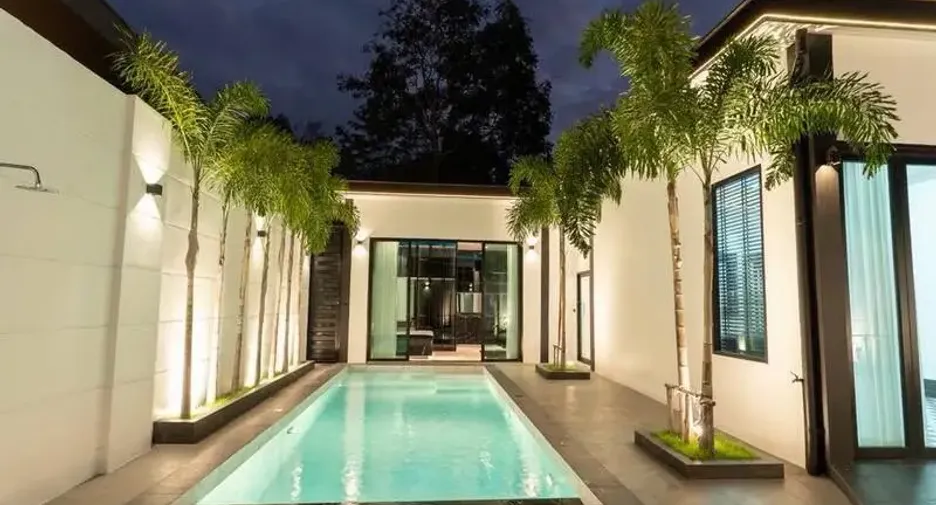 For sale 4 bedrooms villa in East Pattaya, Pattaya