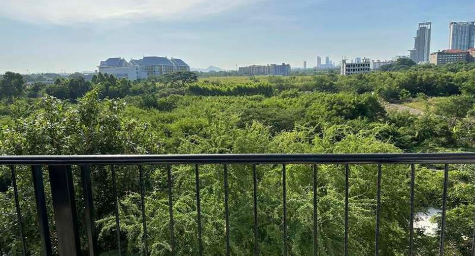 For sale 2 bedrooms condo in Jomtien, Pattaya