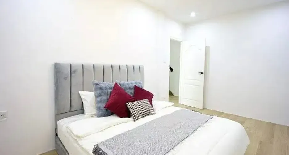 For sale 2 bedrooms townhouse in Jomtien, Pattaya