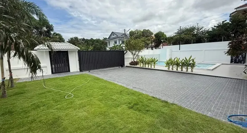 À vendre 5 chambres villa à Jomtien, Pattaya