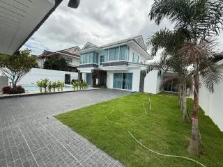 出售 5 卧室 别墅 在 Bang Lamung, Chon Buri