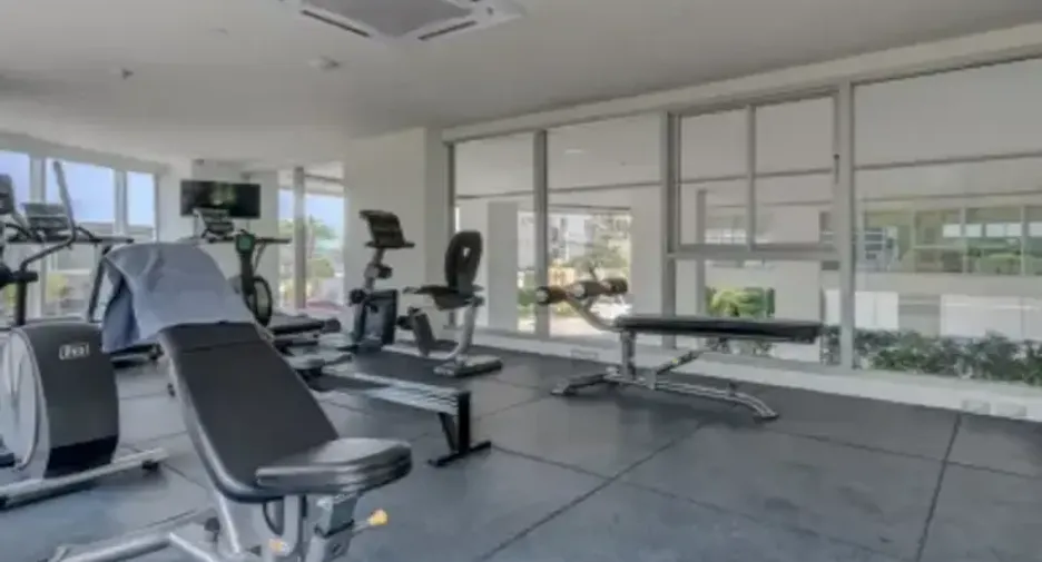 For rent studio condo in Pratumnak, Pattaya