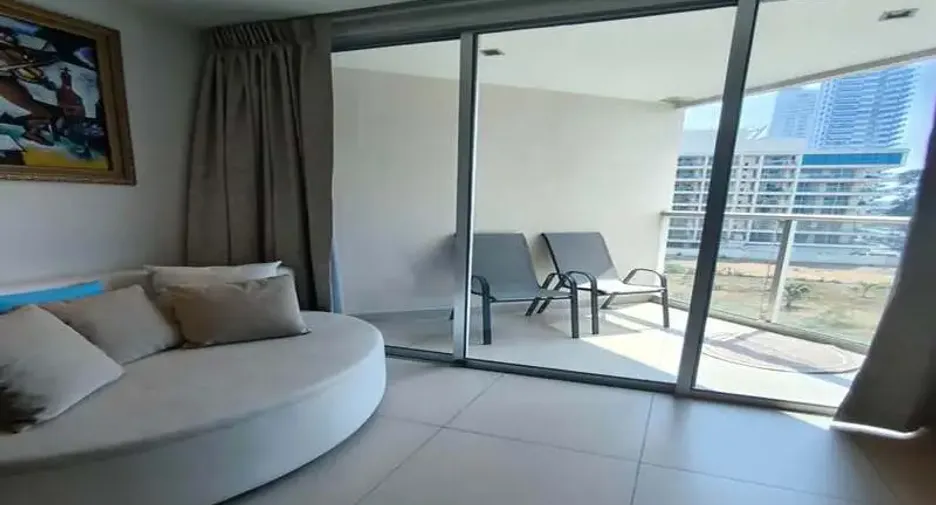 For rent studio condo in Pratumnak, Pattaya
