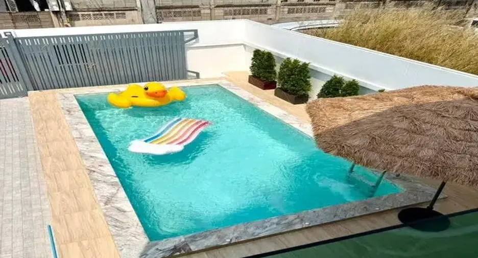 For sale 5 bedrooms villa in South Pattaya, Pattaya