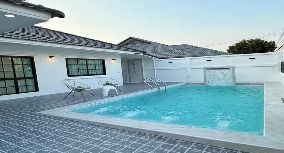 For sale 3 bedrooms villa in South Pattaya, Pattaya