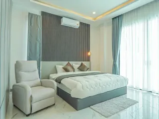 Villa en venta de 4 habitaciones en Bang Lamung, Chonburi